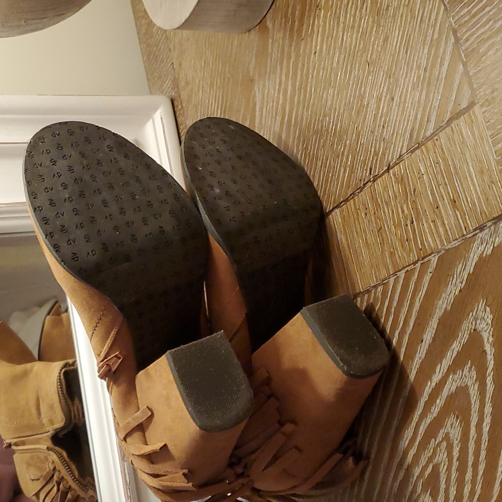 Booties - Picture 3 of 3